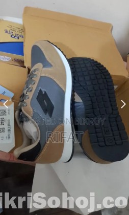 Lotto shoe